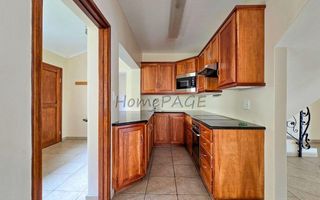4 Bedroom House For Sale in Long Beach