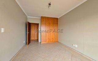 4 Bedroom House For Sale in Long Beach