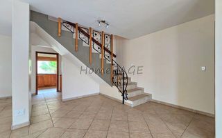 4 Bedroom House For Sale in Long Beach