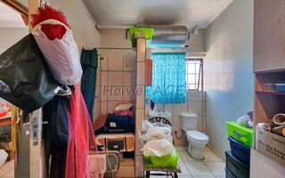 3 Bedroom House For Sale in Henties Bay Central, Henties Bay