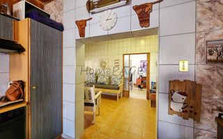 3 Bedroom House For Sale in Henties Bay Central, Henties Bay