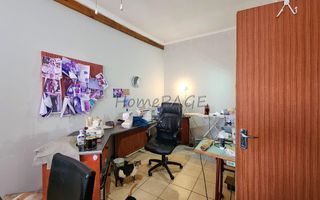 3 Bedroom House For Sale in Henties Bay Central, Henties Bay