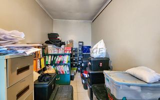 3 Bedroom House For Sale in Henties Bay Central, Henties Bay