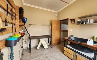 3 Bedroom House For Sale in Henties Bay Central, Henties Bay