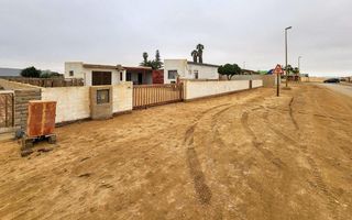 3 Bedroom House For Sale in Henties Bay Central, Henties Bay
