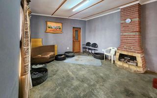 3 Bedroom House For Sale in Henties Bay Central, Henties Bay