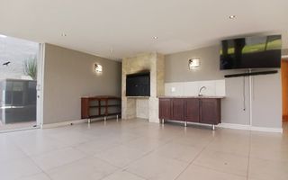 4 Bedroom House For Sale in Kleine Kuppe, Windhoek
