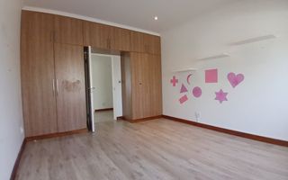 4 Bedroom House For Sale in Kleine Kuppe, Windhoek