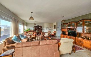 3 Bedroom House For Sale in Henties Bay Central, Henties Bay