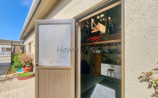 3 Bedroom House For Sale in Henties Bay Central, Henties Bay