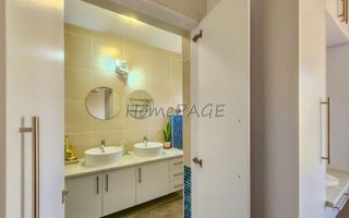 3 Bedroom House For Sale in Henties Bay Central, Henties Bay