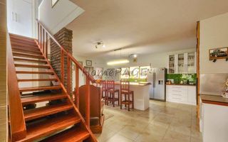 3 Bedroom House For Sale in Henties Bay Central, Henties Bay