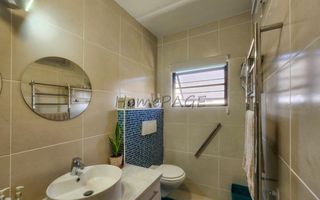 3 Bedroom House For Sale in Henties Bay Central, Henties Bay