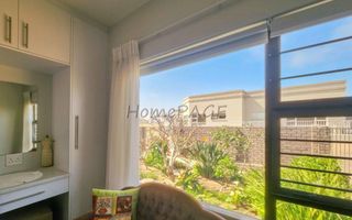 3 Bedroom House For Sale in Henties Bay Central, Henties Bay