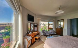 3 Bedroom House For Sale in Henties Bay Central, Henties Bay