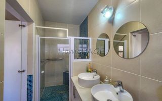 3 Bedroom House For Sale in Henties Bay Central, Henties Bay