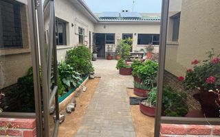 4 Bedroom House For Sale in Sunbay, Henties Bay