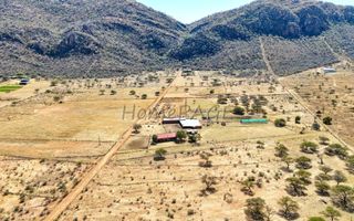 3 Bedroom Small Holding / Plot For Sale in Otavi