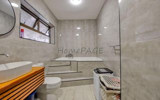 8 Bedroom House For Sale in Tamariskia, Swakopmund