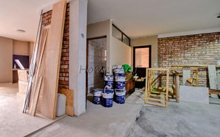 8 Bedroom House For Sale in Tamariskia, Swakopmund
