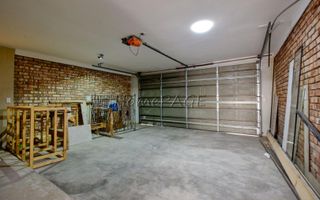 8 Bedroom House For Sale in Tamariskia, Swakopmund