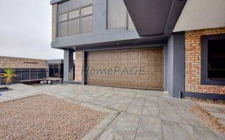 8 Bedroom House For Sale in Tamariskia, Swakopmund