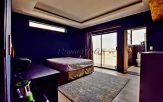 8 Bedroom House For Sale in Tamariskia, Swakopmund