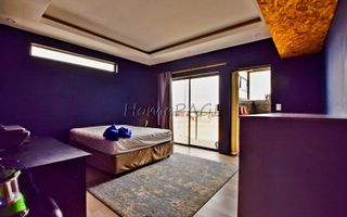 8 Bedroom House For Sale in Tamariskia, Swakopmund