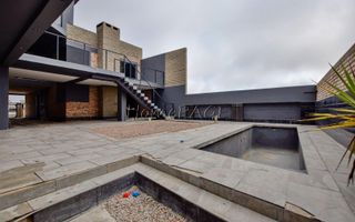 8 Bedroom House For Sale in Tamariskia, Swakopmund
