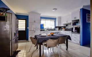 8 Bedroom House For Sale in Tamariskia, Swakopmund