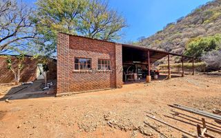 2 Bedroom Small Holding / Plot For Sale in Otavi