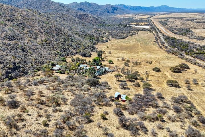 2 Bedroom Small Holding / Plot For Sale in Otavi