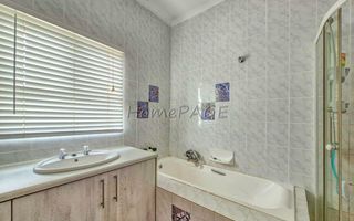 4 Bedroom House For Sale in Walvis Bay Central