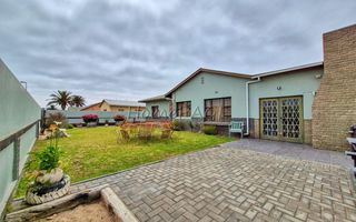 4 Bedroom House For Sale in Walvis Bay Central