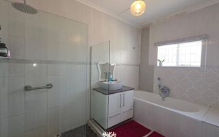 3 Bedroom House For Sale in Pioneerspark, Windhoek