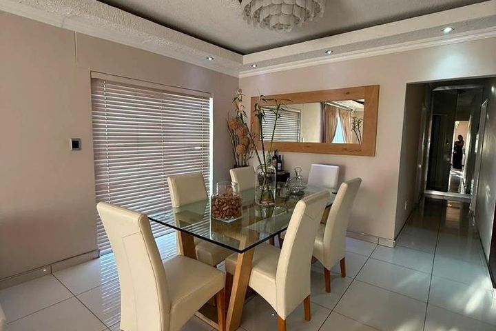 3 Bedroom House For Sale in Cimbebasia, Windhoek