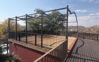 Office / Retail / Mixed Use For Sale in Klein Windhoek, Wind...