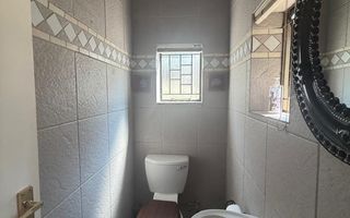 Office / Retail / Mixed Use For Sale in Klein Windhoek, Wind...
