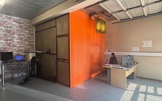 Office / Retail / Mixed Use For Sale in Klein Windhoek, Wind...