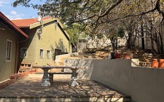 Office / Retail / Mixed Use For Sale in Klein Windhoek, Wind...
