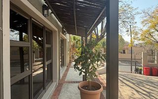 Office / Retail / Mixed Use For Sale in Klein Windhoek, Wind...