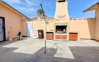 4 Bedroom House To Rent in Vineta, Swakopmund