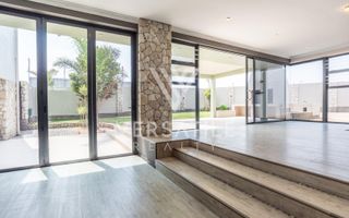 4 Bedroom House For Sale in Ocean View, Swakopmund