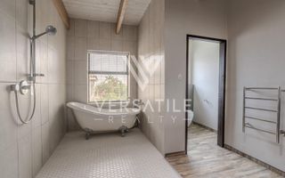 4 Bedroom House For Sale in Ocean View, Swakopmund