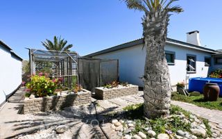 4 Bedroom House For Sale in Ocean View, Swakopmund