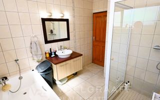 4 Bedroom House For Sale in Ocean View, Swakopmund