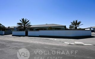 4 Bedroom House For Sale in Ocean View, Swakopmund
