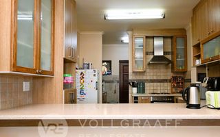 4 Bedroom House For Sale in Ocean View, Swakopmund