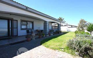 4 Bedroom House For Sale in Ocean View, Swakopmund