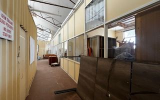 Office / Retail / Mixed Use To Rent in Southern Industrial A...
